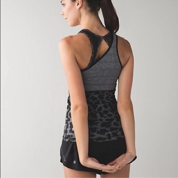 Lululemon Meshed Up One Shoulder Tank Only Leopard Animal Print - Picture 4 of 6